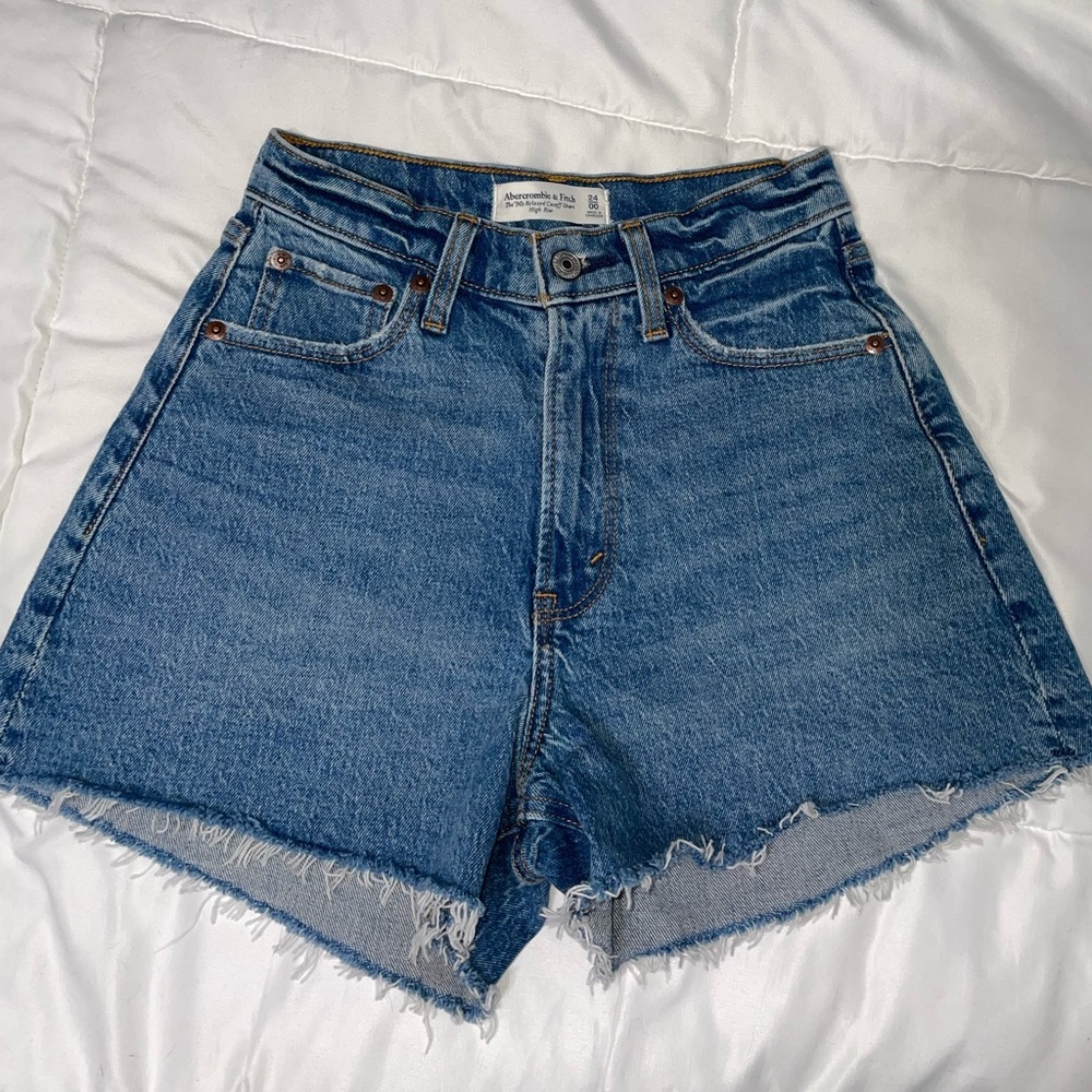Abercrombie and Fitch High Rise Short
